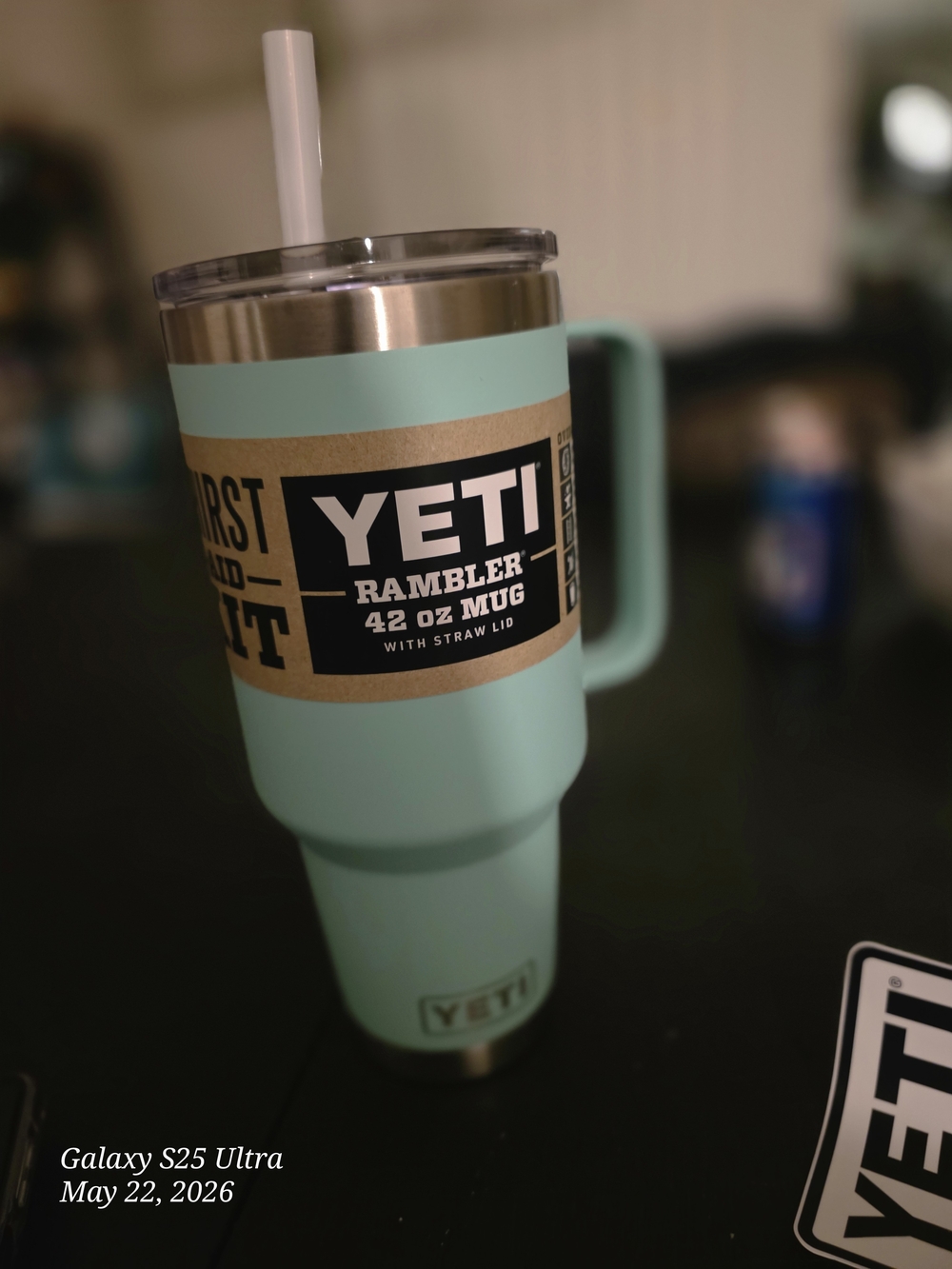 YETI Rambler 42 oz Mug - Seafoam with Straw Lid